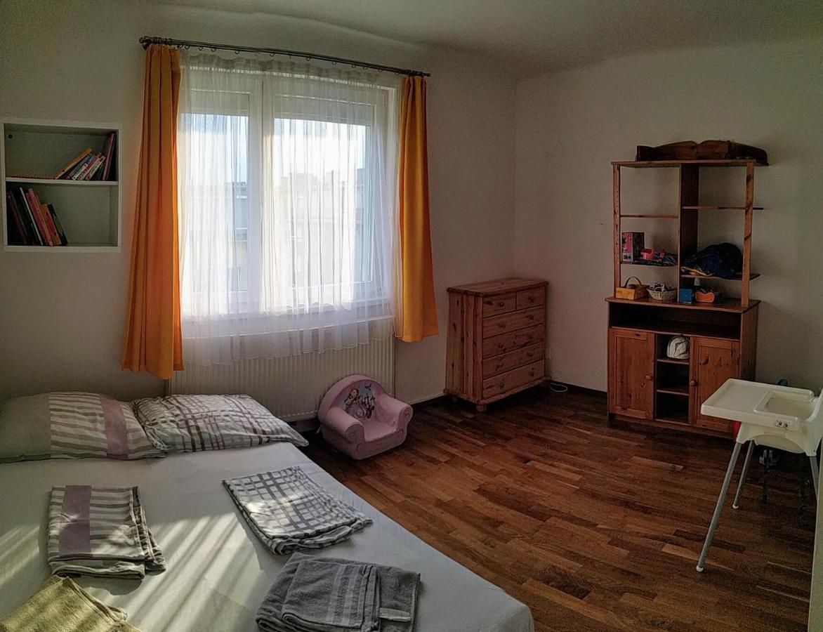 Apartament Family-Friendly Flat With Balcony Wiedeń Zewnętrze zdjęcie